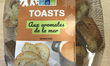 Toasts aux aromates de la mer